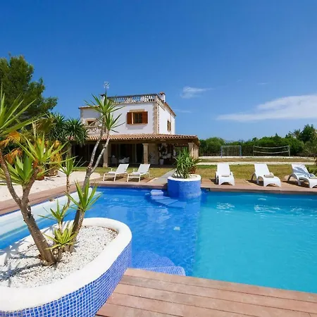Holiday home Pinchito *